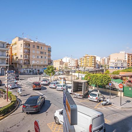 Villajoyosa Skyinn Bagian luar foto